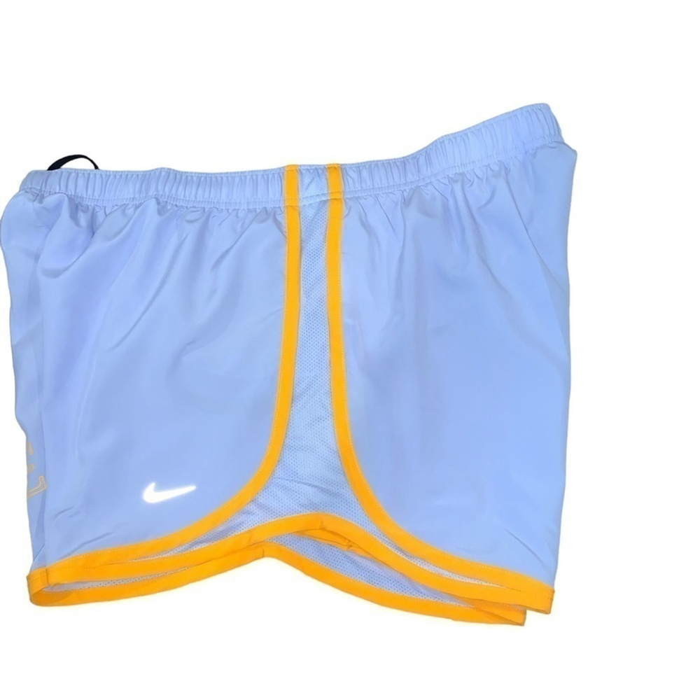 Womens Nike shorts pale lavender size xl ws79 - Picture 5 of 5